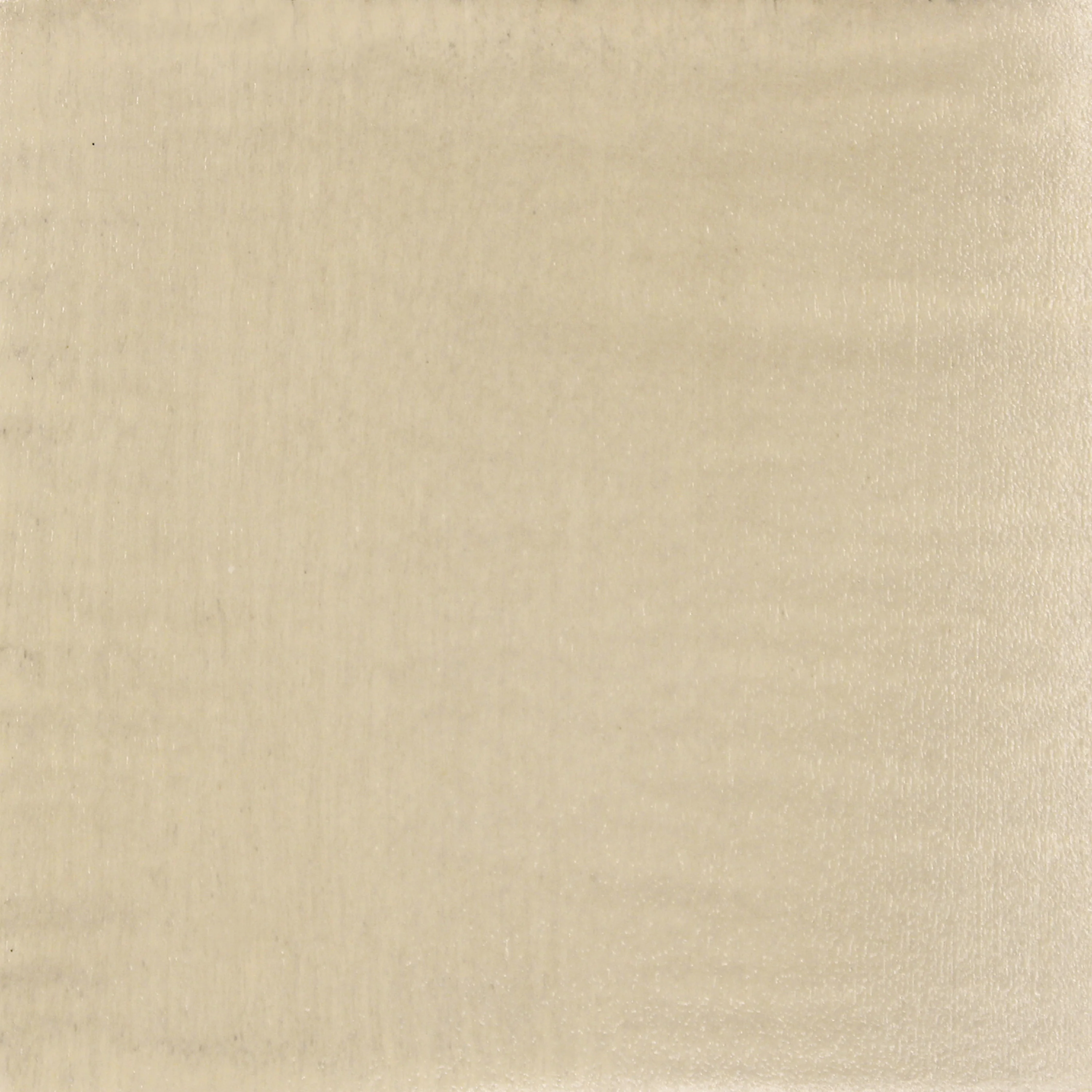 Kiss N Makeup - Image 7