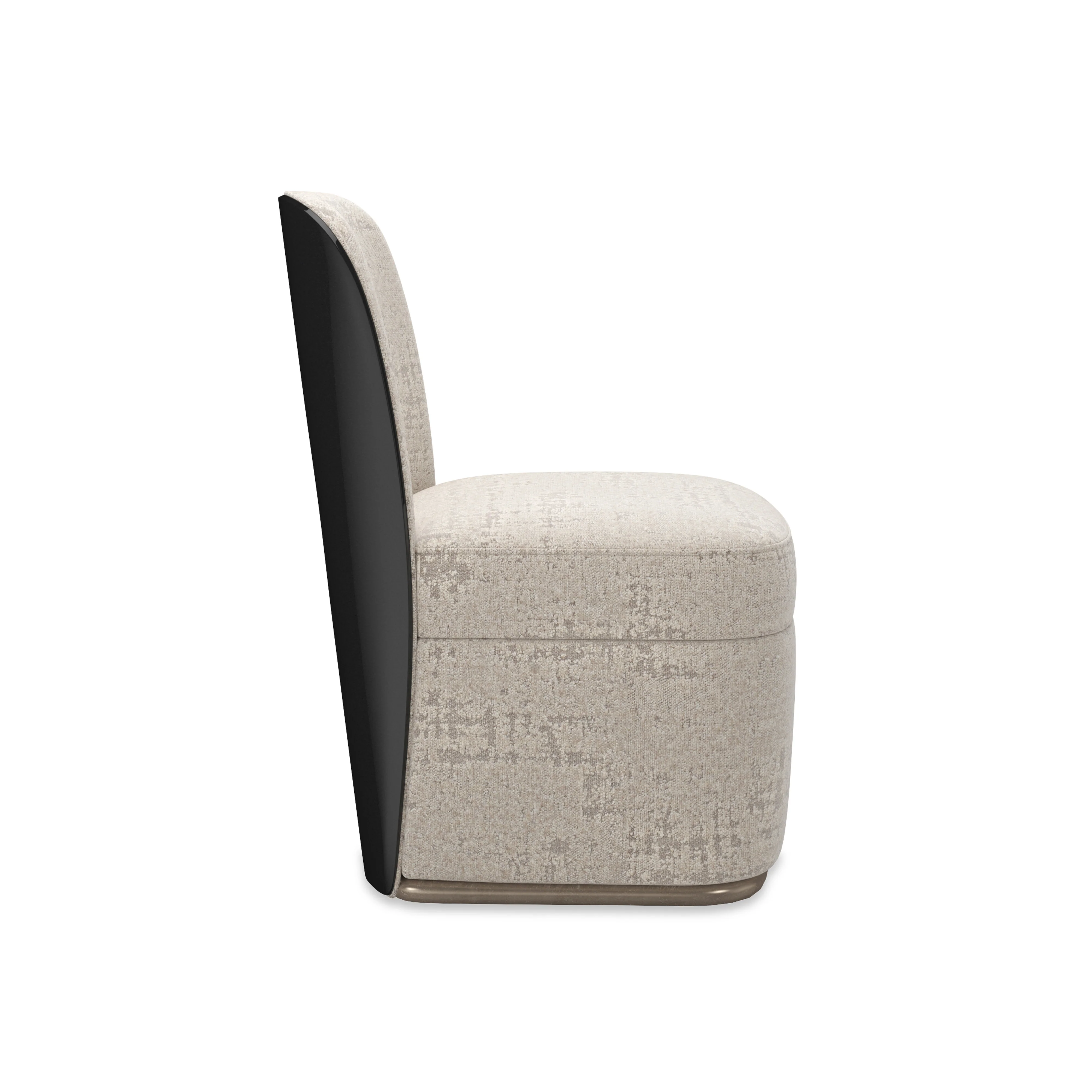 Cabochon Chair - Image 3