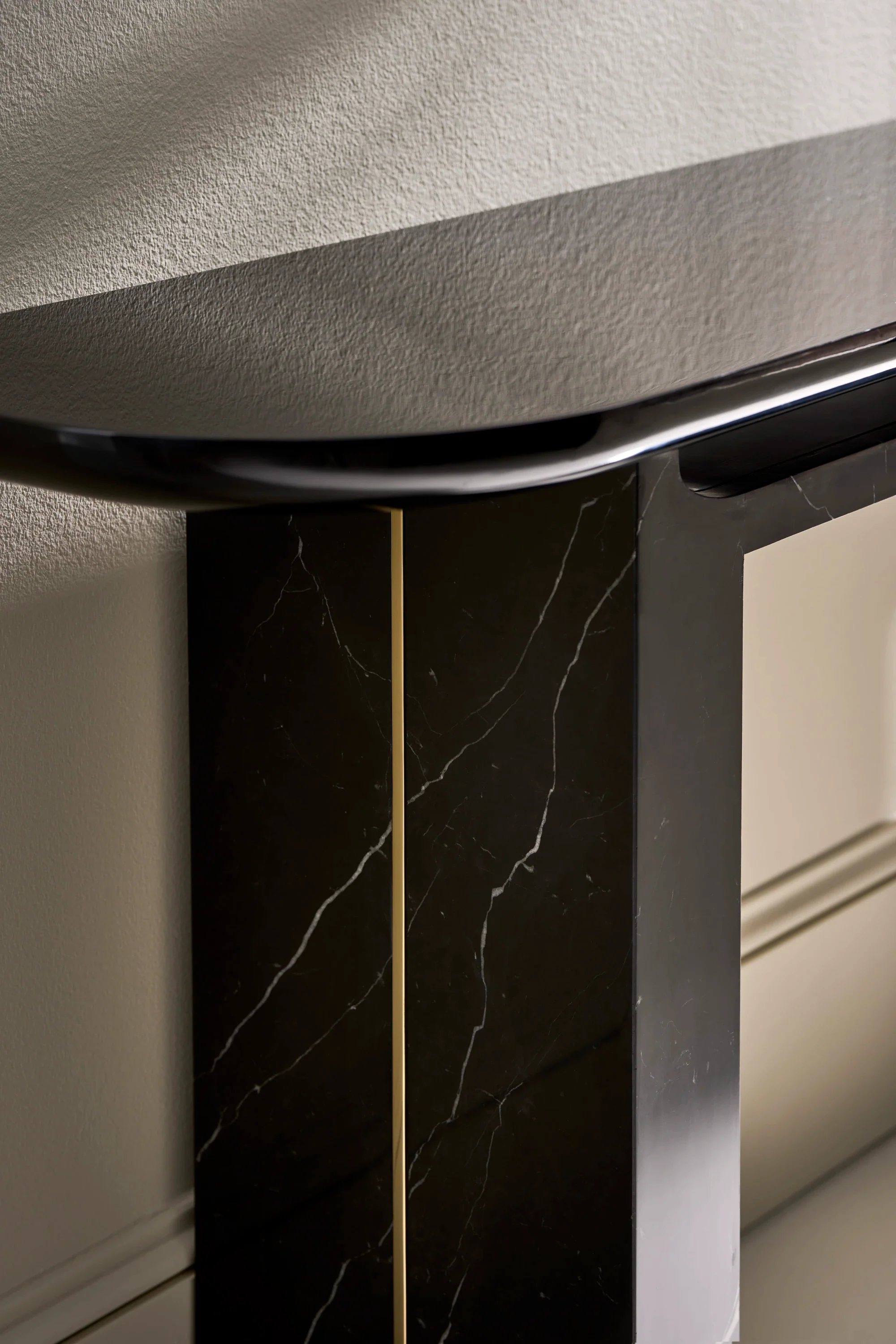 Overlap Console Dark - Image 6