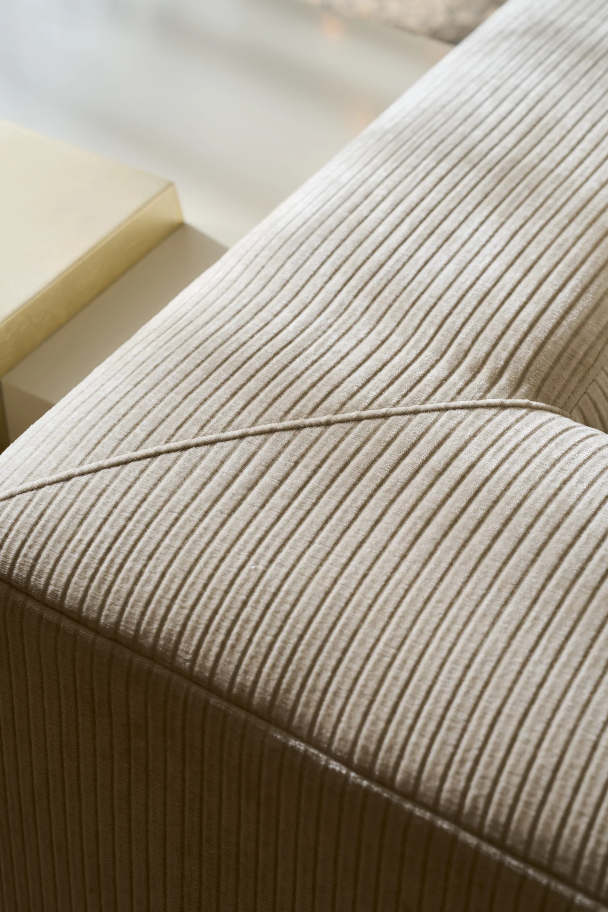 Bello Corner Raf Chair - Image 5